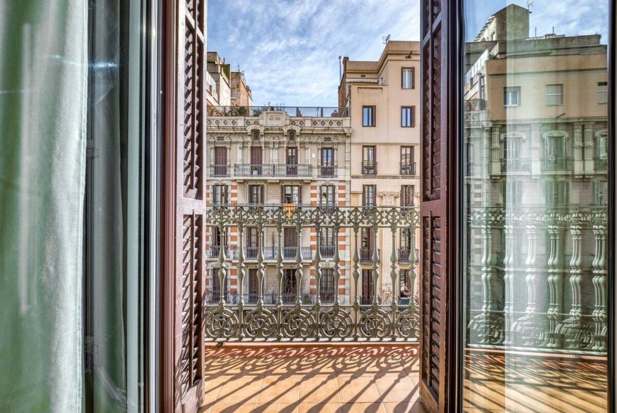 Apartament Perfectly Located 4bed 4bath In 2 2 *