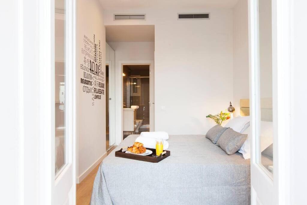 Paseo De Gracia Spacious 4bd - 4bth *